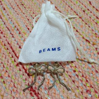 ビームス(BEAMS)のリボンピアス♫(ピアス)