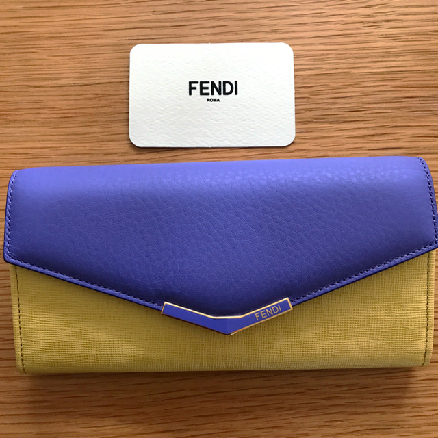 定価81000円】新品未使用 FENDIバイカラー長財布 - 財布