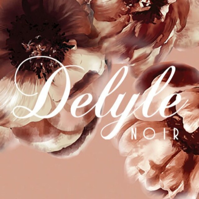 Delyle NOIR(デイライルノアール)の誠命様専用‪❥❥❥‬‪新品未使用タグ付き❥❥❥‬シャギーニットオフショルトップス レディースのトップス(ニット/セーター)の商品写真