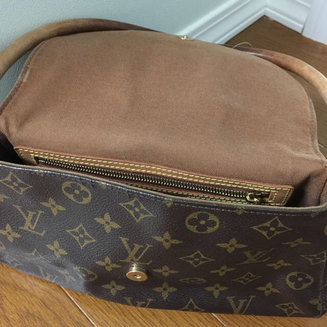 LOUIS VUITTON(ルイヴィトン)のルイヴィトン  モノグラム ミニルーピング  レディースのバッグ(ハンドバッグ)の商品写真