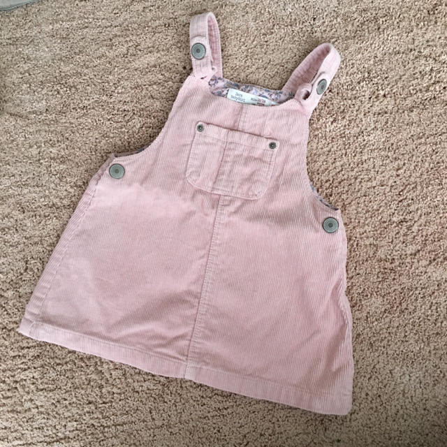 ZARA KIDS(ザラキッズ)のZARAbaby コーデュロイ ジャンパースカート 86 キッズ/ベビー/マタニティのベビー服(~85cm)(ワンピース)の商品写真