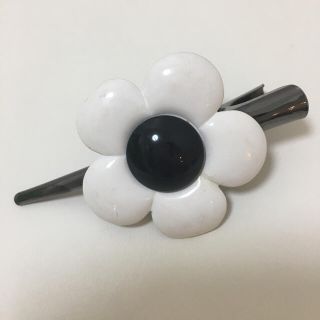 マリークワント(MARY QUANT)のマリクワ 花 ヘアクリップ(バレッタ/ヘアクリップ)