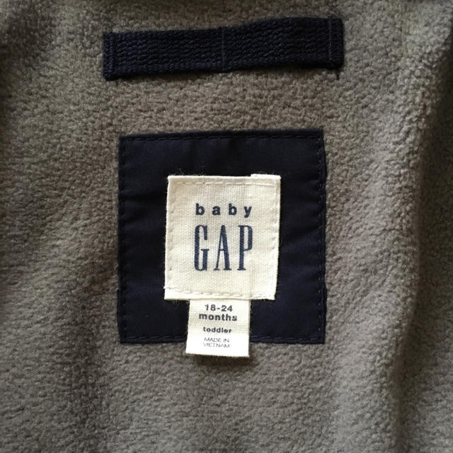 babyGAP(ベビーギャップ)のダウンコート 年内限定値下げ中！ キッズ/ベビー/マタニティのキッズ服男の子用(90cm~)(コート)の商品写真