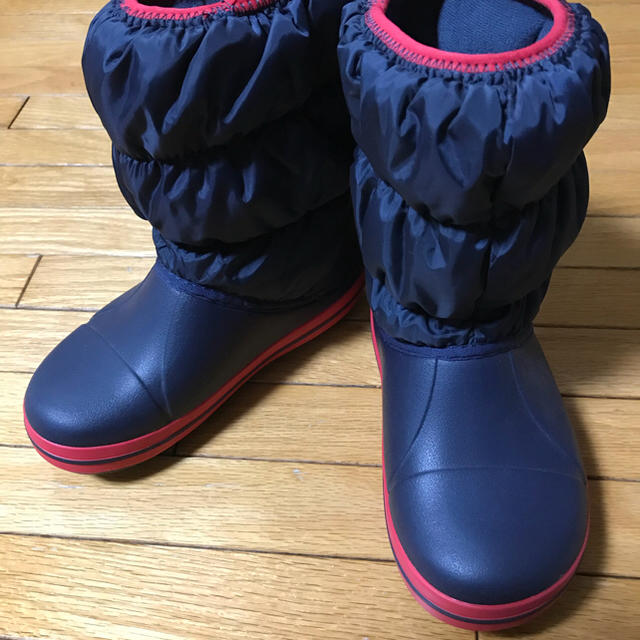 crocs(クロックス)のクロックス スノーブーツ 長靴 18.5cm レインシューズ キッズ/ベビー/マタニティのキッズ靴/シューズ(15cm~)(長靴/レインシューズ)の商品写真