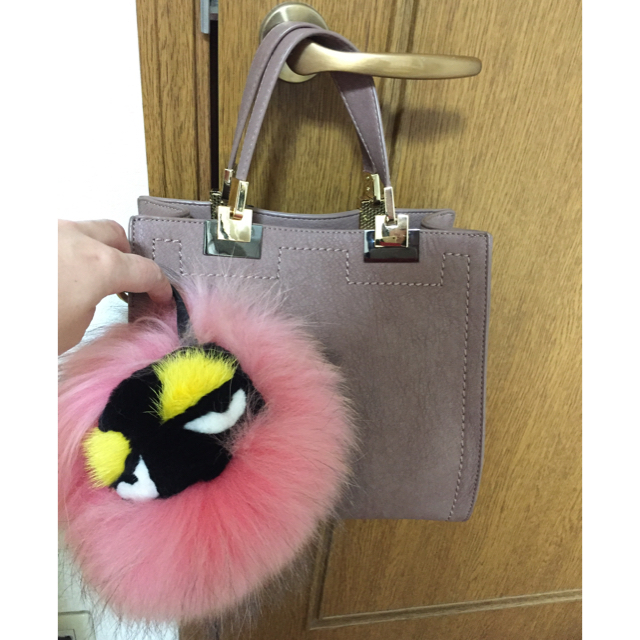 FENDI(フェンディ)の※MISA様専用 モンスター ファーチャーム ハンドメイドのファッション小物(バッグチャーム)の商品写真