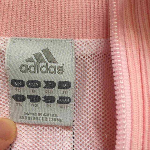 adidas(アディダス)のmna12様専用 アディダス ウインドブレーカー  M レディースのジャケット/アウター(ナイロンジャケット)の商品写真