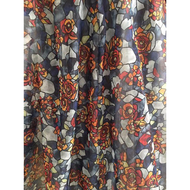Lily Brown(リリーブラウン)のステンドガラス柄ロングスカート　LWFS175112 レディースのスカート(ロングスカート)の商品写真