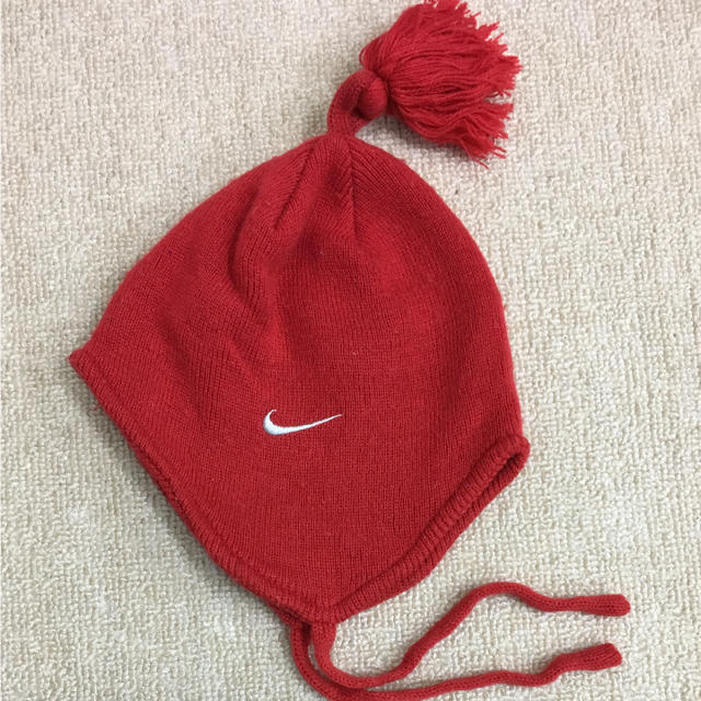 NIKE(ナイキ)の子供用 ニット帽 ナイキ  キッズ/ベビー/マタニティのこども用ファッション小物(帽子)の商品写真