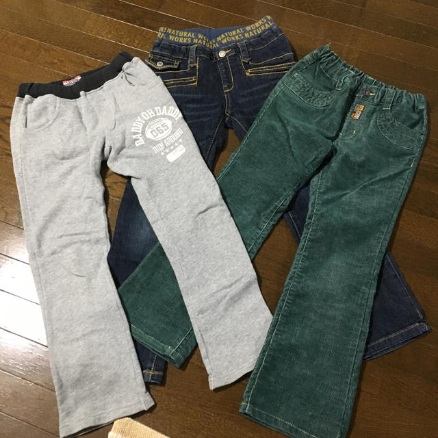 e.a.B(エーアーベー)の130 3本パンツまとめ売り キッズ/ベビー/マタニティのキッズ服男の子用(90cm~)(パンツ/スパッツ)の商品写真