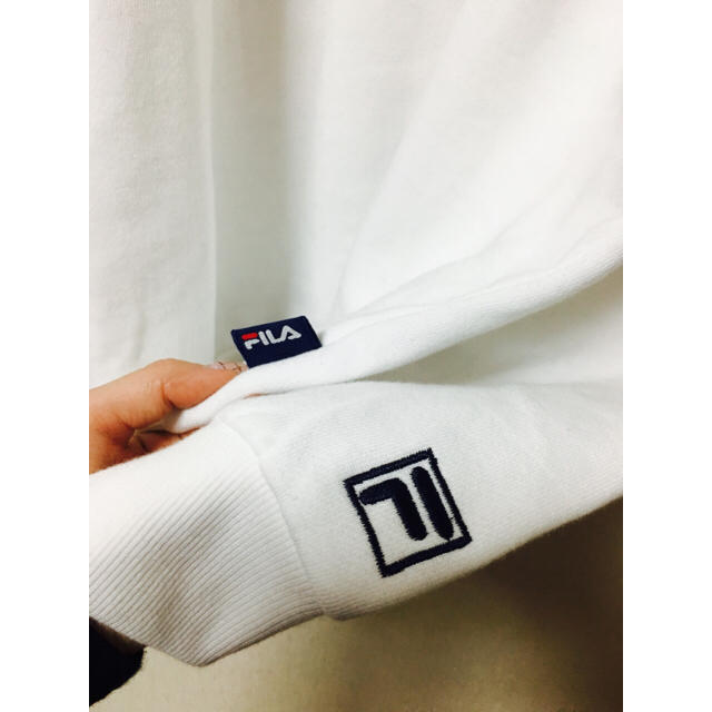 しまむら(シマムラ)のしまむら トレーナー FILA 裏起毛 新品未使用 レディースのトップス(トレーナー/スウェット)の商品写真