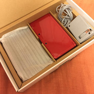 ニンテンドー3DS(ニンテンドー3DS)のニンテンドー3DS  赤(携帯用ゲーム機本体)