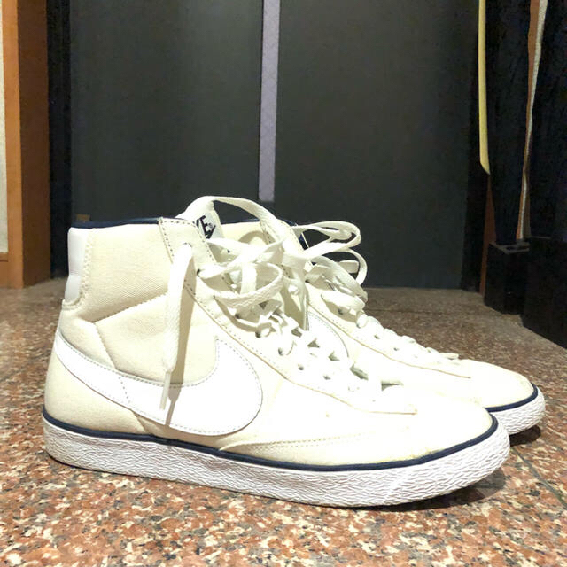 A.P.C(アーペーセー)のAPC Nike コラボ スニーカー  27.0cm メンズの靴/シューズ(スニーカー)の商品写真