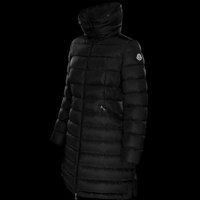 MONCLER(モンクレール)のかおりん様 専用 レディースのジャケット/アウター(ダウンコート)の商品写真