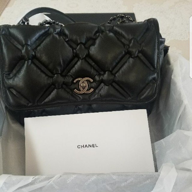 CHANEL(シャネル)のCHANEL　ショルダーバッグsale レディースのバッグ(ショルダーバッグ)の商品写真