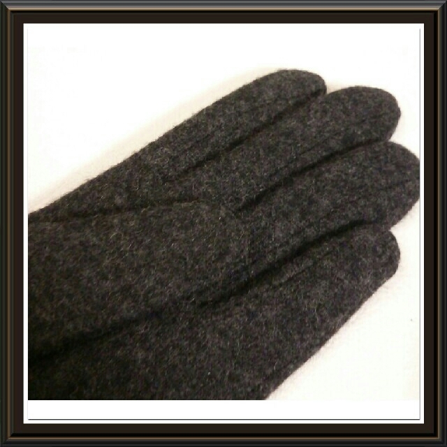 NINA RICCI(ニナリッチ)の新品 カシミヤ シルク 混 NINA RICCI 上品 手袋 ニナリッチ ギフト レディースのファッション小物(手袋)の商品写真