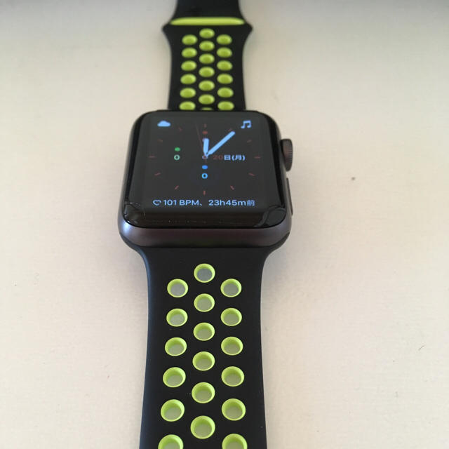 Apple Watch(アップルウォッチ)の美品 美品 Apple Watch3 NIKE スペースグレイ 42mm スマホ/家電/カメラのスマホアクセサリー(その他)の商品写真