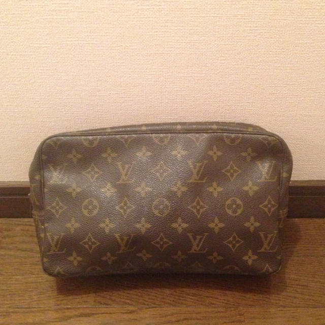 LOUIS VUITTON(ルイヴィトン)のLOUISVUITTON/セカンドバッグ レディースのバッグ(クラッチバッグ)の商品写真