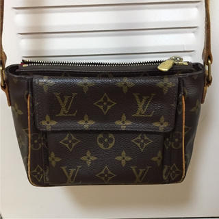 ルイヴィトン(LOUIS VUITTON)のルイヴィトン ショルダーバッグ(ショルダーバッグ)