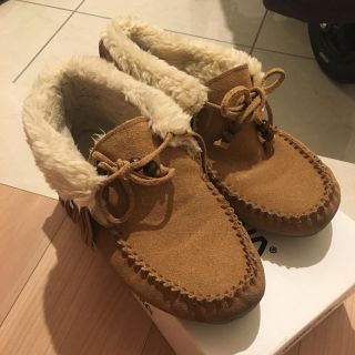 ミネトンカ(Minnetonka)のミネトンカ ファーモカシン  ブラウン(スリッポン/モカシン)