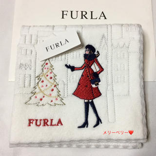 フルラ(Furla)の【新品】❤️フルラ タオルハンカチ❤︎Xmasツリーと女の子 刺繍🎄🎁✨(ハンカチ)