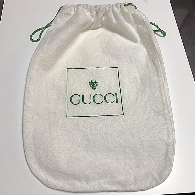 Gucci(グッチ)のGUCCI⭐️保存袋⭐️巾着袋 レディースのファッション小物(ポーチ)の商品写真