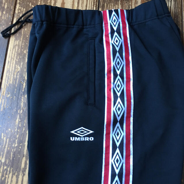 UMBRO(アンブロ)のTT様お取り置き 90's UMBRO ロゴテープ ジョガーパンツ メンズのパンツ(その他)の商品写真