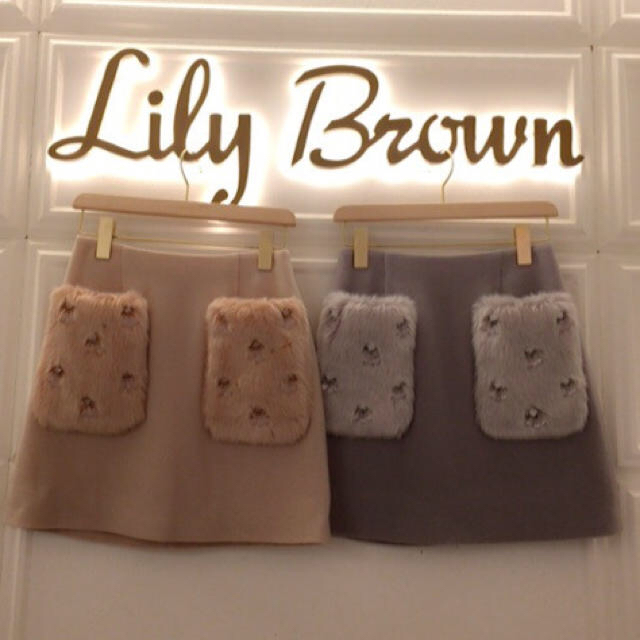 Lily Brown(リリーブラウン)のlilybrown ファーポケットスカート レディースのスカート(ミニスカート)の商品写真