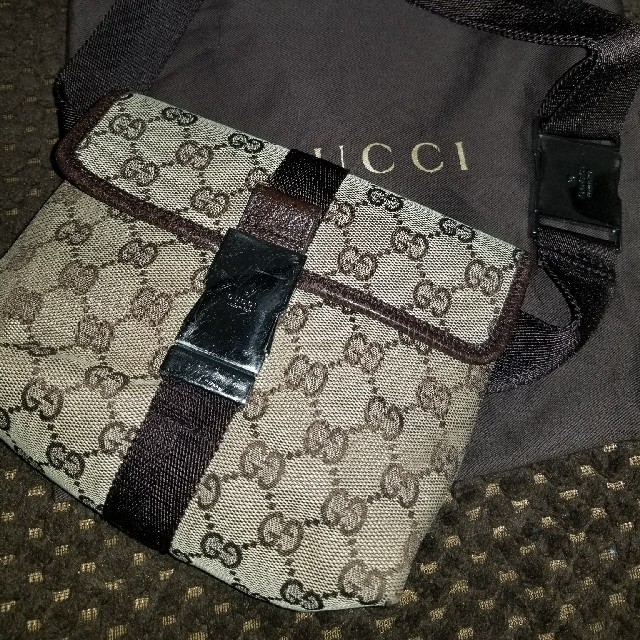 Gucci(グッチ)のGUCCI　ウエストポーチ レディースのバッグ(ボディバッグ/ウエストポーチ)の商品写真