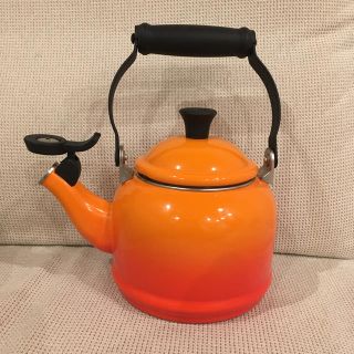 ルクルーゼ(LE CREUSET)の【けいちゃん様】ル・クルーゼ デミケトル  オレンジ(その他)