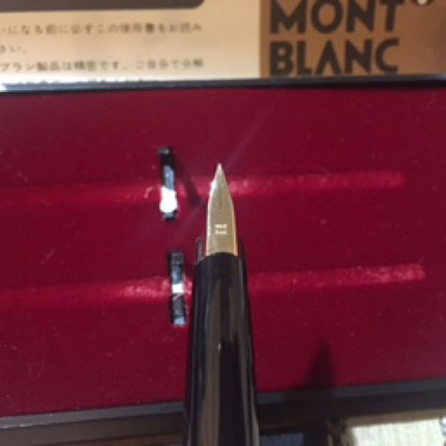 MONTBLANC(モンブラン)のモンブラン 万年筆&レバー式ボールペンセット インテリア/住まい/日用品の文房具(その他)の商品写真