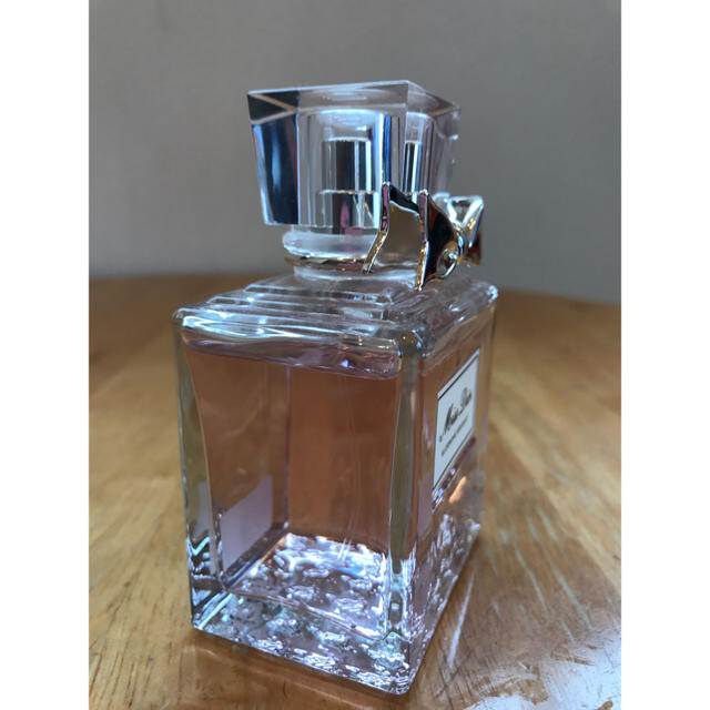 Christian Dior(クリスチャンディオール)のミスディオール ブルーミングブーケ 100ml コスメ/美容の香水(香水(女性用))の商品写真