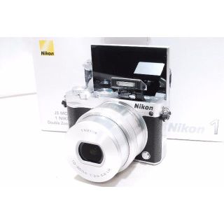 ニコン(Nikon)の♡mmm専用ページ♡Nikon1 J5 パワーズームキット♡(ミラーレス一眼)