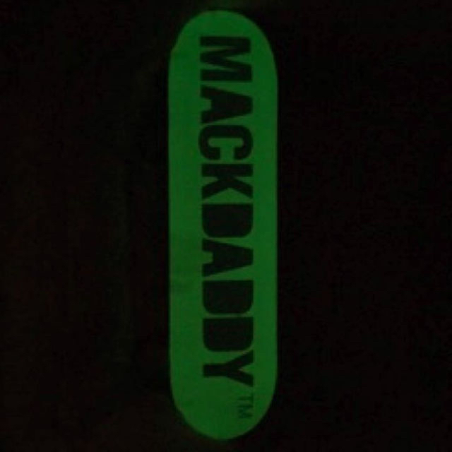 MACKDADDY(マックダディー)のuniful mackdaddy skate Deck スポーツ/アウトドアのスポーツ/アウトドア その他(スケートボード)の商品写真