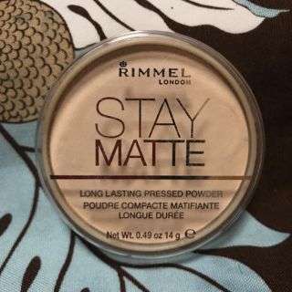 リンメル(RIMMEL)のリンメル ステイマットプレストパウダー 001 トランスペアレント 日本未発売！(フェイスパウダー)