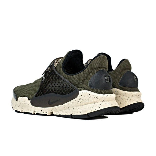 NIKE(ナイキ)の新品 国内正規品 28cm NIKE SOCK DART ナイキ ソックダート メンズの靴/シューズ(スニーカー)の商品写真