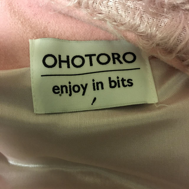 OHOTORO(オオトロ)のOHOTORO mcmcアウター ピンク レディースのジャケット/アウター(毛皮/ファーコート)の商品写真