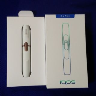 アイコス(IQOS)のｱｲｺｽ新型ﾎﾙﾀﾞｰﾎﾜｲﾄ新品未開封(タバコグッズ)