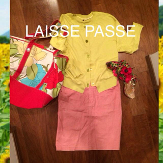 レッセパッセ(LAISSE PASSE)のLAISSEPASSE ピンクデニスカ♡(ひざ丈スカート)