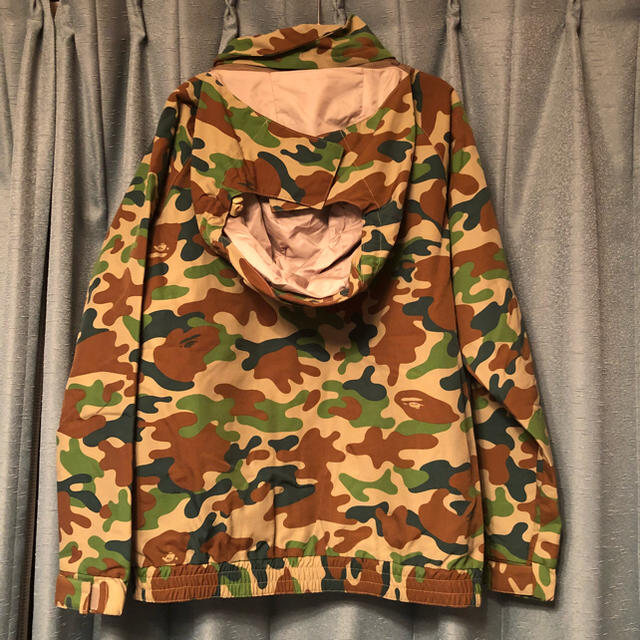 A BATHING APE(アベイシングエイプ)のA BATHING APE レディース ナイロンジャケット レディースのジャケット/アウター(ナイロンジャケット)の商品写真