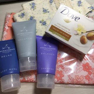 アロマセラピーアソシエイツ(AROMATHERAPY ASSOCIATES)の【新品】AROMATHERAPY ASSOCIATESバス4点セット(シャンプー)