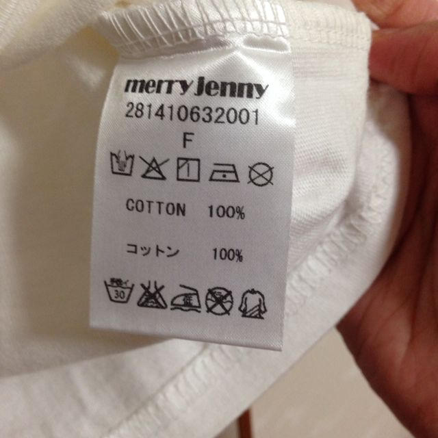 merry jenny(メリージェニー)のmerryjenny新品Tシャツ レディースのトップス(Tシャツ(半袖/袖なし))の商品写真