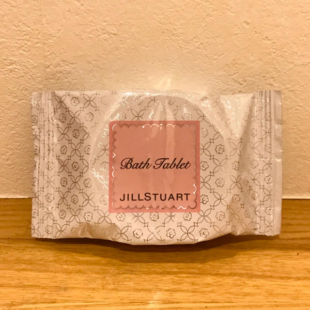 JILLSTUART(ジルスチュアート)のJILLSTUART 入浴剤 2個セット ☆新品未開封☆ コスメ/美容のボディケア(入浴剤/バスソルト)の商品写真