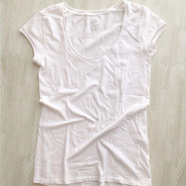 ZARA(ザラ)のZARA Ｔシャツ ホワイト レディースのトップス(その他)の商品写真