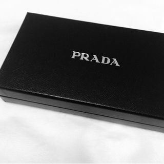プラダ(PRADA)のPRADA 空箱 長財布サイズ リボン付き(その他)