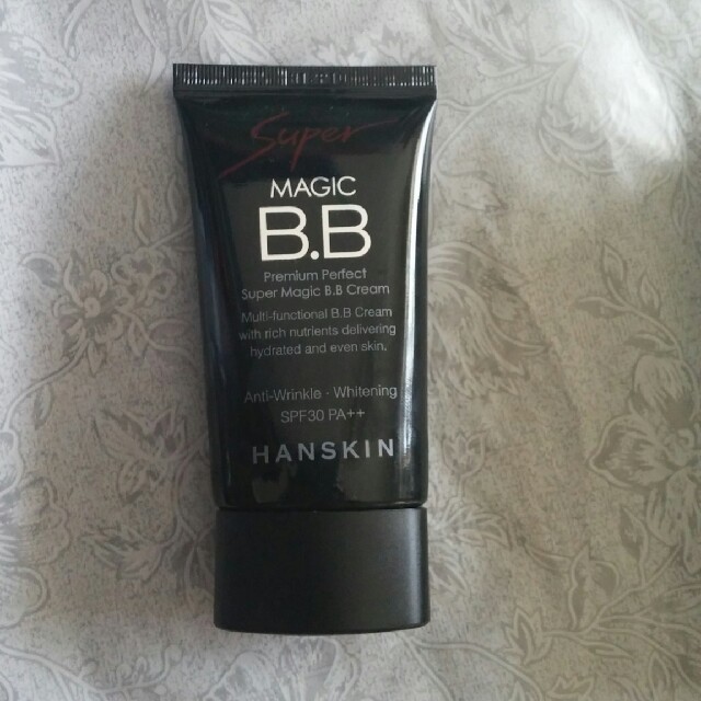 HANSKIN(ハンスキン)のHANSKINスーパーマジックBB クリームSPF30 コスメ/美容のベースメイク/化粧品(BBクリーム)の商品写真