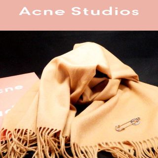 アクネ(ACNE)の完売続出！　Acne Studios　ストール 　 かわいいキャラメルブラウン！(マフラー/ショール)