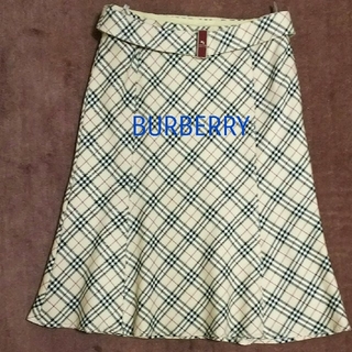 バーバリーブルーレーベル(BURBERRY BLUE LABEL)の美月華様   BURBERRY BLUE LABEL  ベルト付きスカート(ひざ丈スカート)