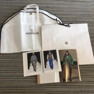 MONCLER(ショップ袋)のフリマアイテム一覧 MONCLER(ショップ袋)のフリマアイテム一覧