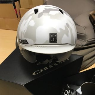 オークリー(Oakley)の期間限定値引Oakley Factory Pilot MOD3 L ヘルメット(その他)