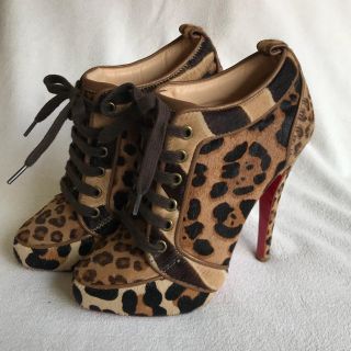 Christian Louboutin(ブーツ)のフリマアイテム一覧 Christian Louboutin(ブーツ)のフリマアイテム一覧